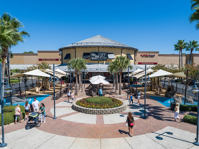 Buddys Seafood Market Shopping in Destin Florida