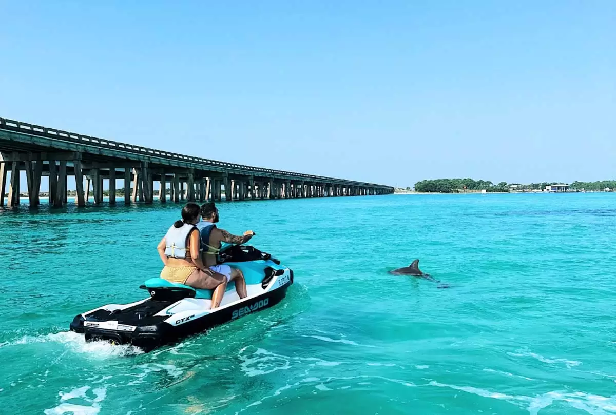 Wet-N-Wild-Watersports