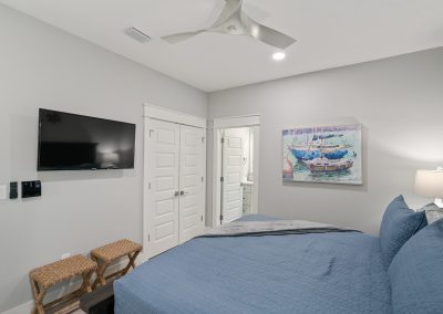 Coral Bay, bedroom