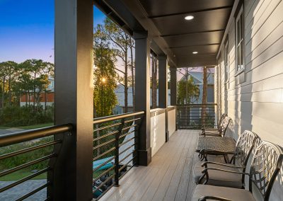 Coral Bay, balcony