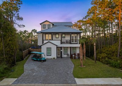 Coral Bay, front of the home