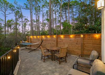 Coral Bay, outdoor living area