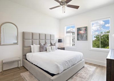 Casa D'Azure, bedroom