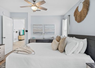 Wavy Whale, bedroom