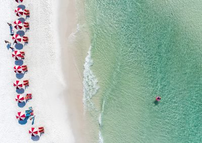 Wavy Whale, beach access