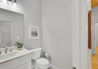 Poseidon's Palace, bathroom