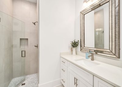 Casa D'Azure, bathroom