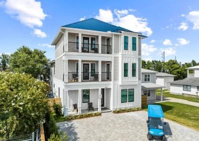 Black Pearl, front of the home